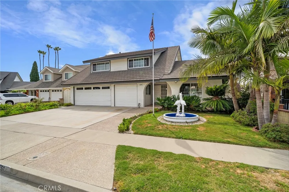 15751 Cromwell Circle Westminster, CA 92683