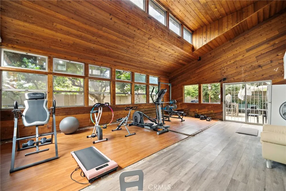 15751 Cromwell Circle Westminster, CA 92683