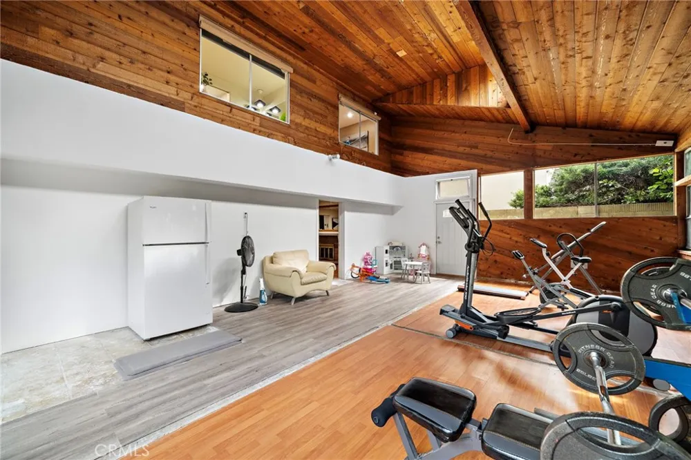 15751 Cromwell Circle Westminster, CA 92683