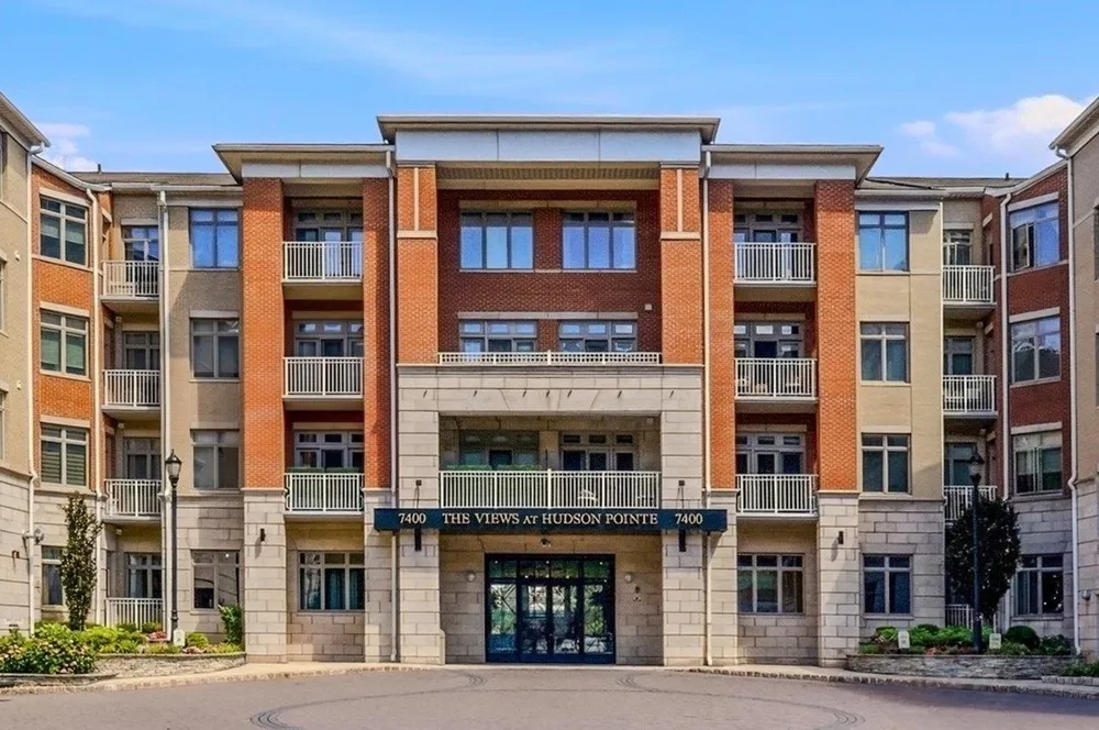 7400 RIVER RD North Bergen, NJ 07047