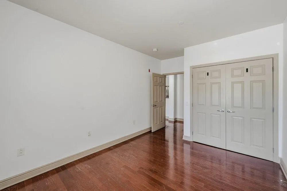 7400 RIVER RD North Bergen, NJ 07047