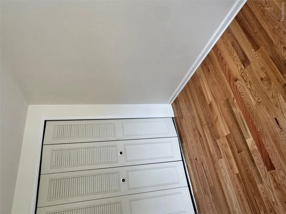 19975 S Great Oaks Circle Clinton Charter Township, MI 48036