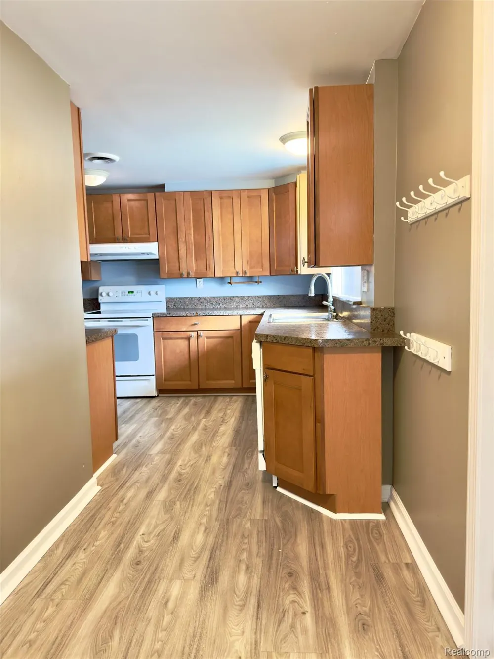 308 Rochester Road Clawson City, MI 48017
