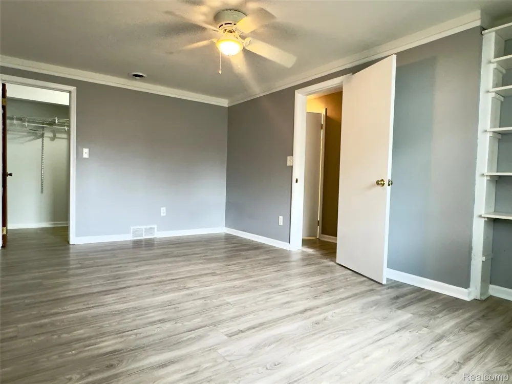 308 Rochester Road Clawson City, MI 48017