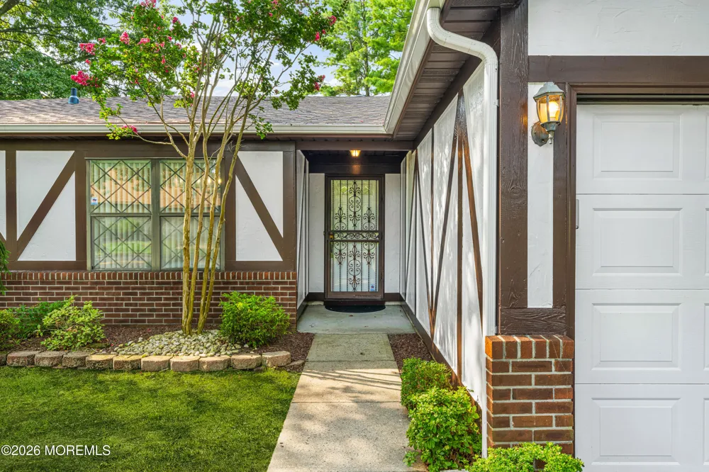 3 Hampton Drive Marlboro, NJ 07746