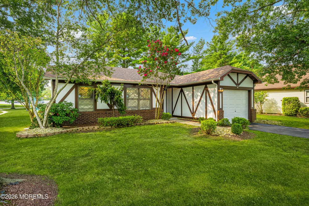 3 Hampton Drive Marlboro, NJ 07746