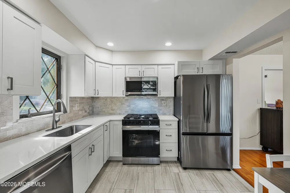 3 Hampton Drive Marlboro, NJ 07746