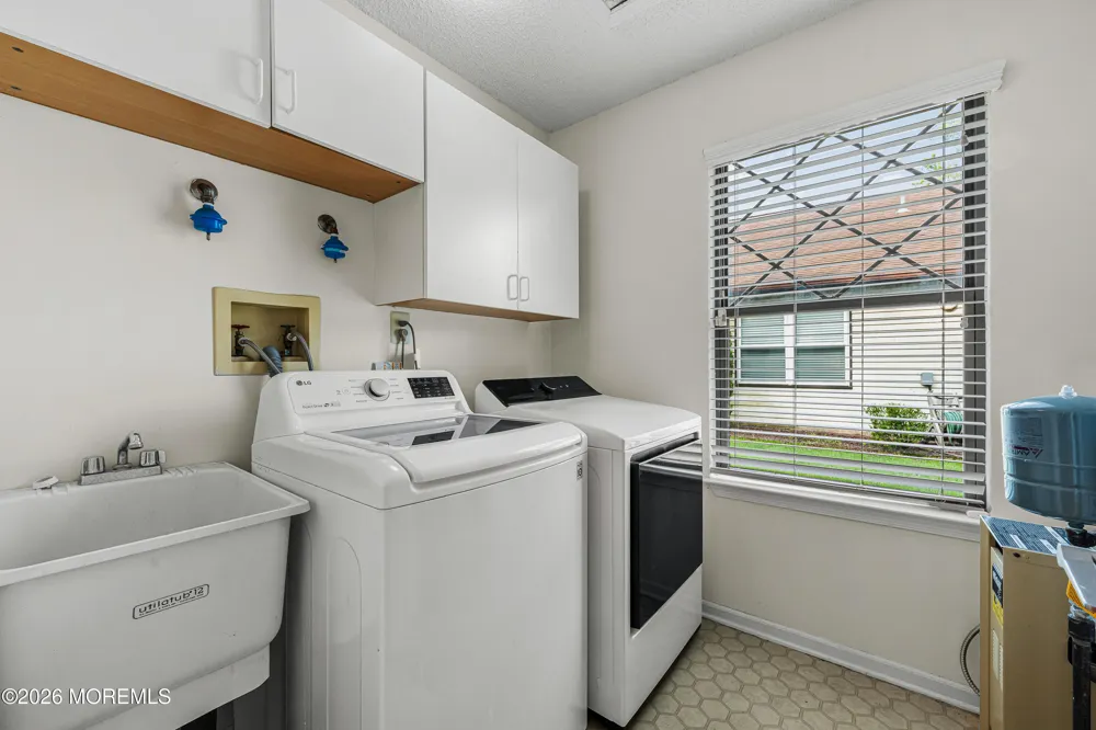 3 Hampton Drive Marlboro, NJ 07746