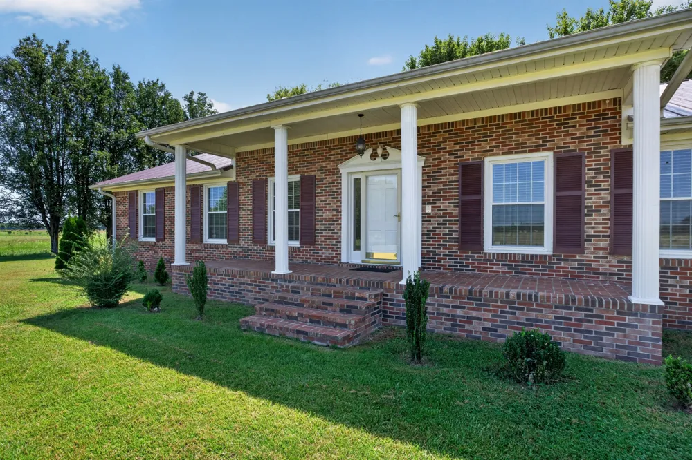 2085 Short Mountain Hwy Smithville, TN 37166