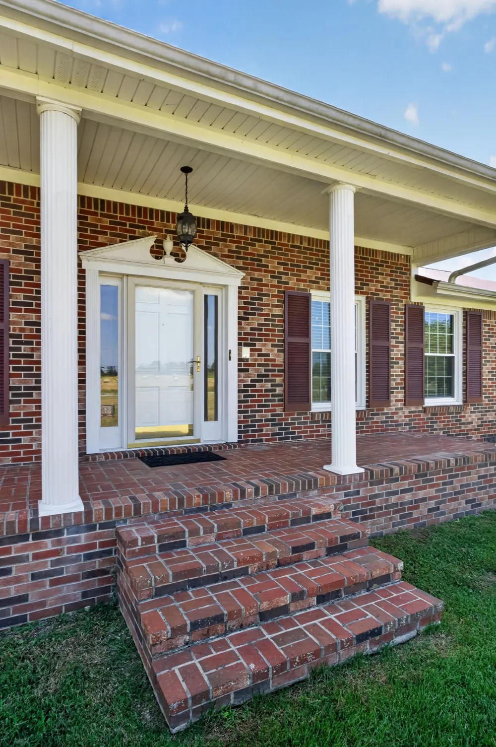 2085 Short Mountain Hwy Smithville, TN 37166