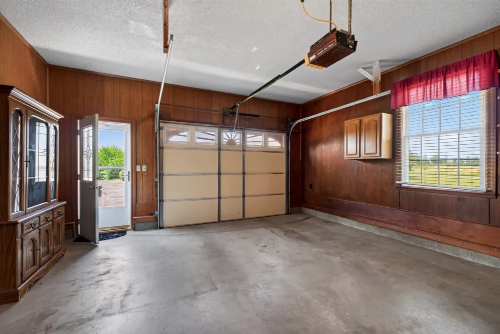 2085 Short Mountain Hwy Smithville, TN 37166