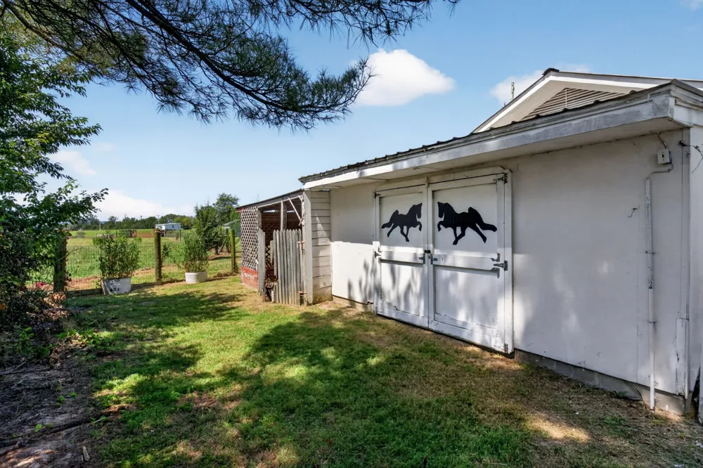 2085 Short Mountain Hwy Smithville, TN 37166
