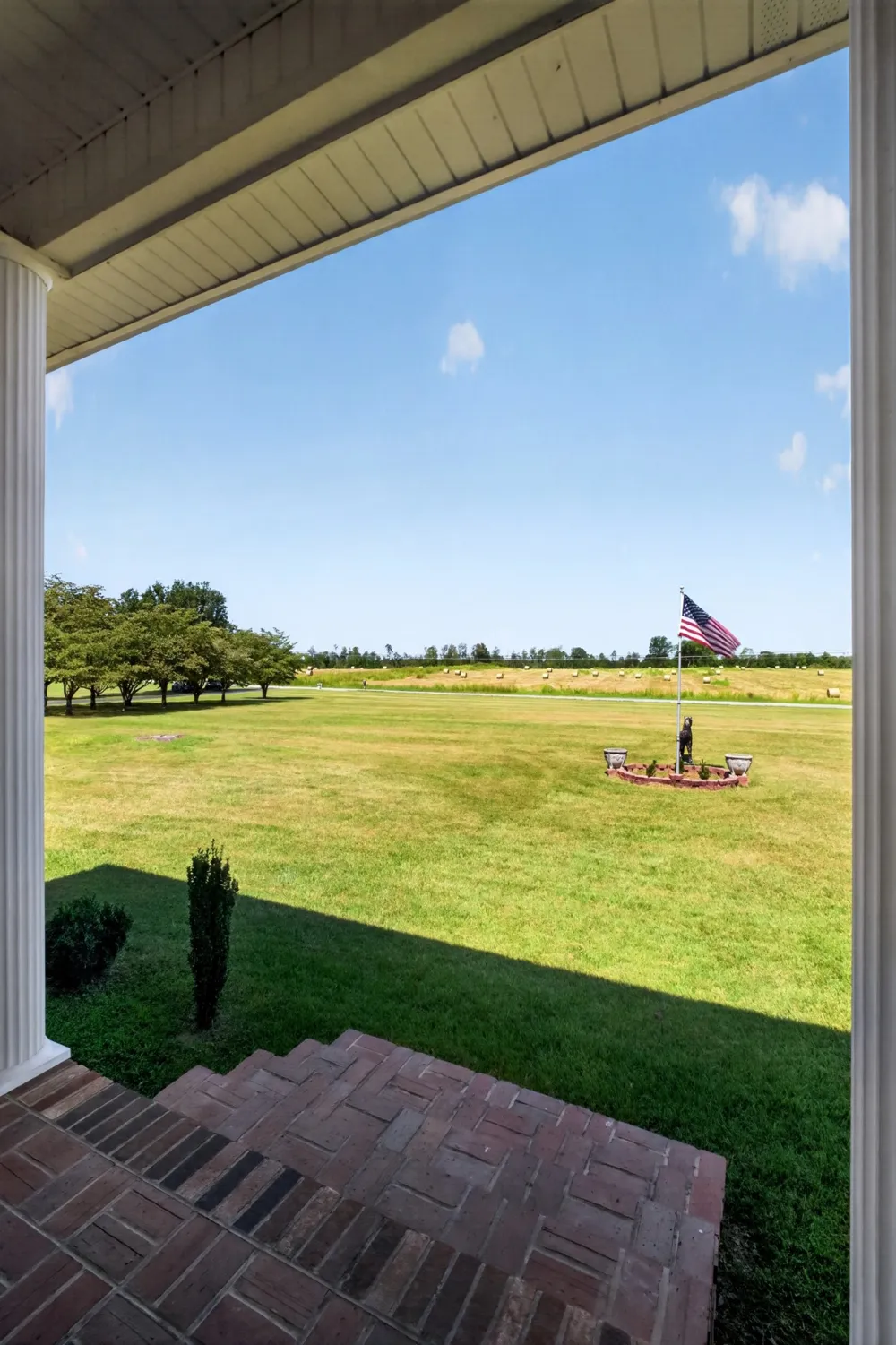 2085 Short Mountain Hwy Smithville, TN 37166