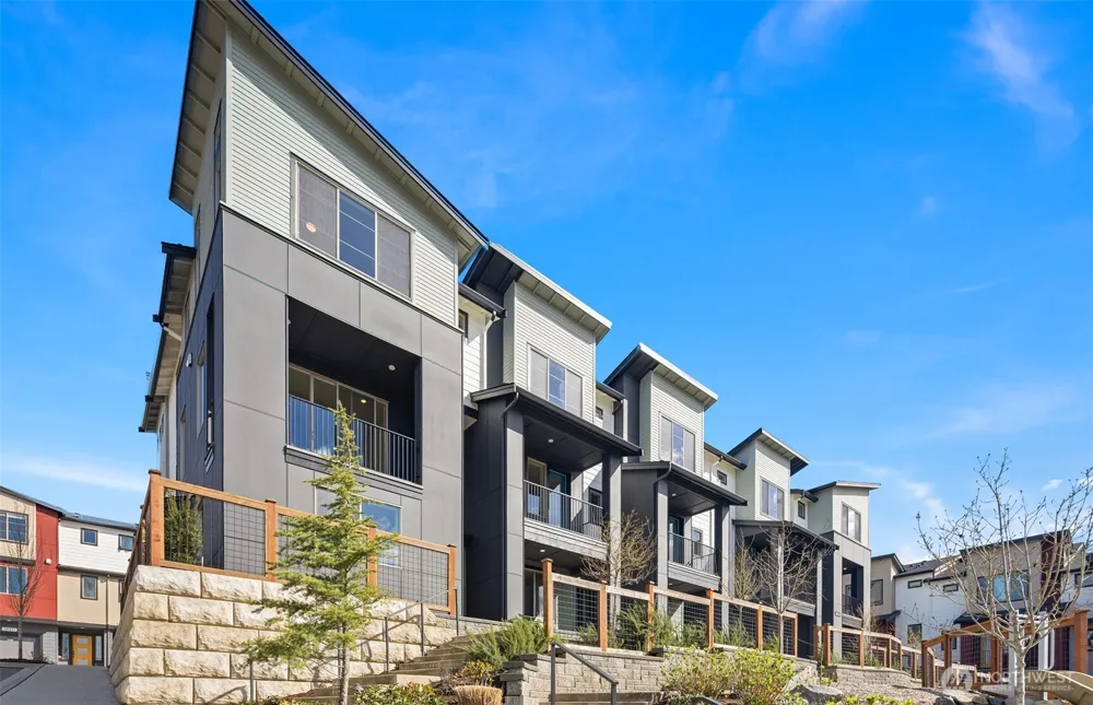 26536 NE 143rd Circle NE #32-B Duvall, WA 98019