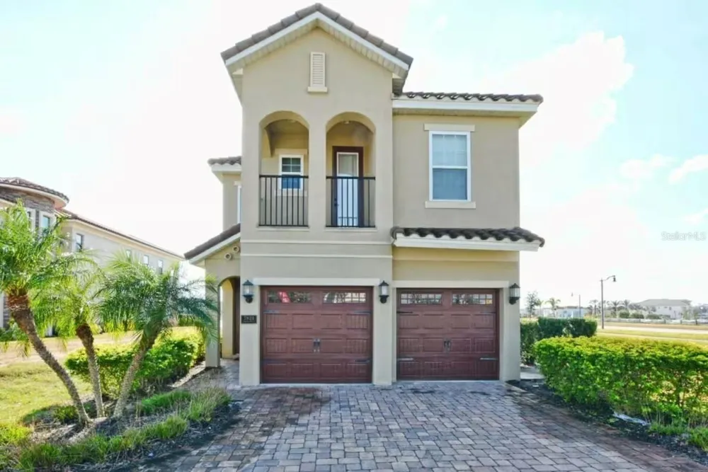 7824 LOXAHATCHEE COURT Kissimmee, FL 34747