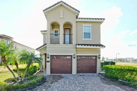 7824 LOXAHATCHEE COURT