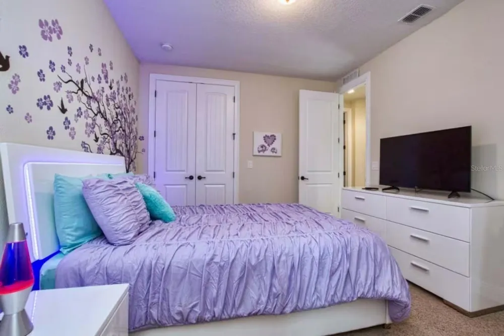 7824 LOXAHATCHEE COURT Kissimmee, FL 34747