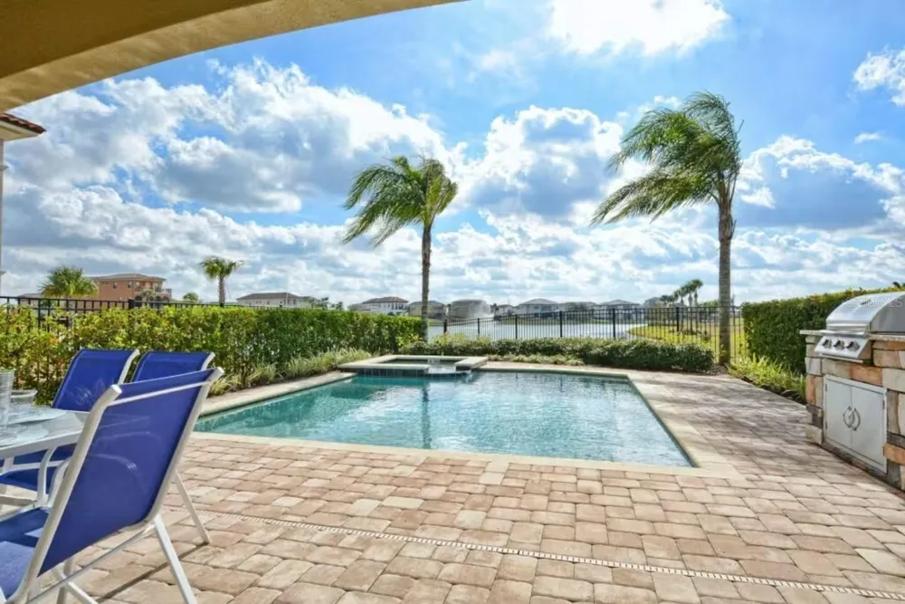 7824 LOXAHATCHEE COURT Kissimmee, FL 34747