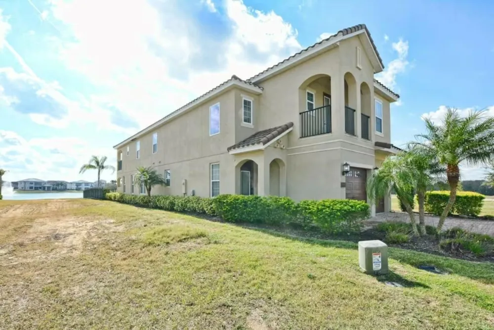 7824 LOXAHATCHEE COURT Kissimmee, FL 34747