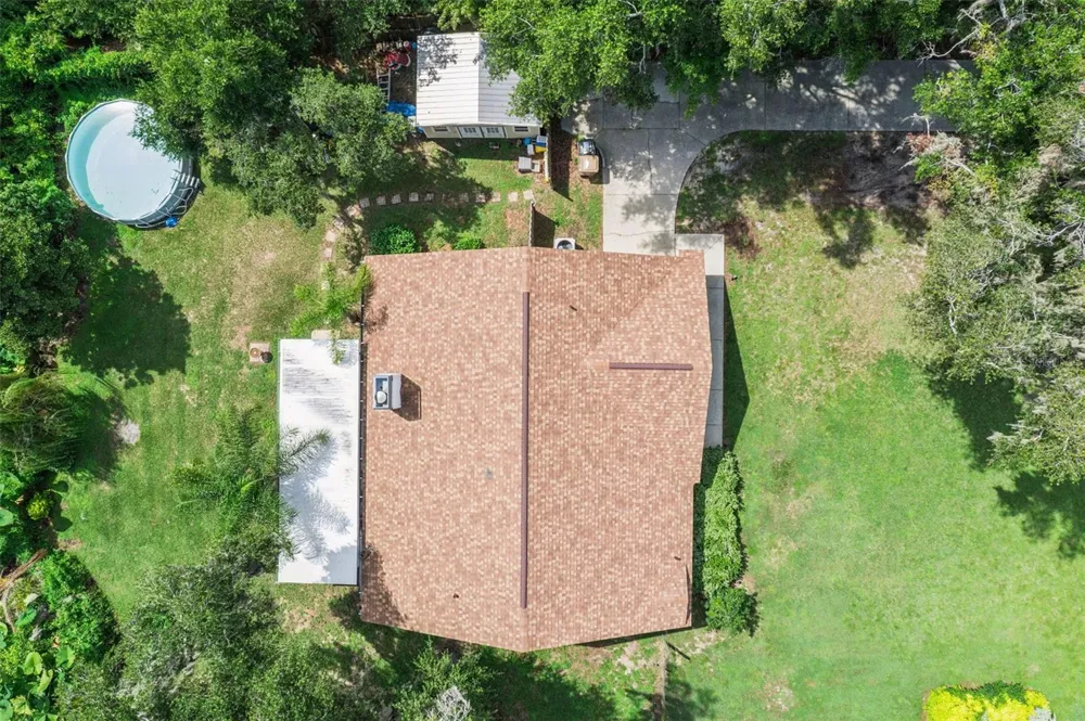 30724 FAIRVIEW AVENUE Tavares, FL 32778