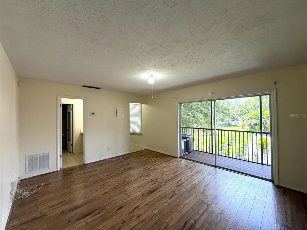13828 ORANGE SUNSET DRIVE #202 Tampa, FL 33618