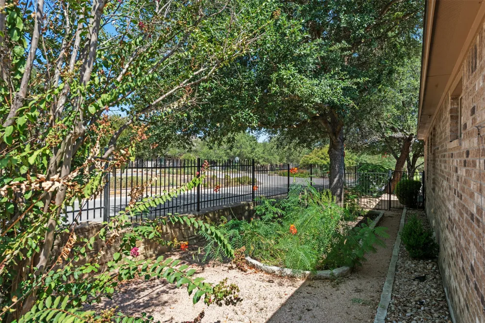 15612 Pontic Pass Bee Cave, TX 78738