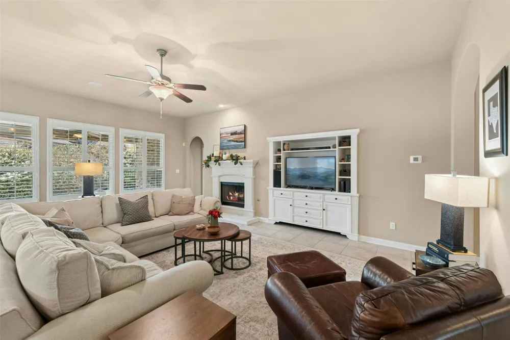 15612 Pontic Pass Bee Cave, TX 78738