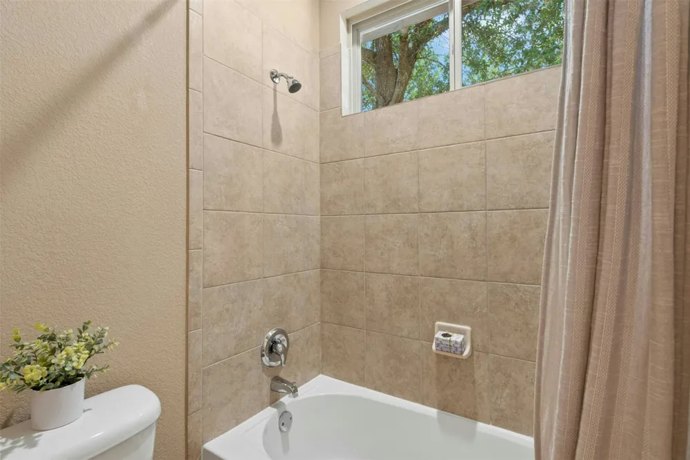 15612 Pontic Pass Bee Cave, TX 78738