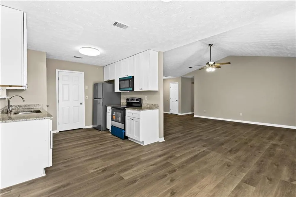 3679 Ashbill Rex, GA 30273