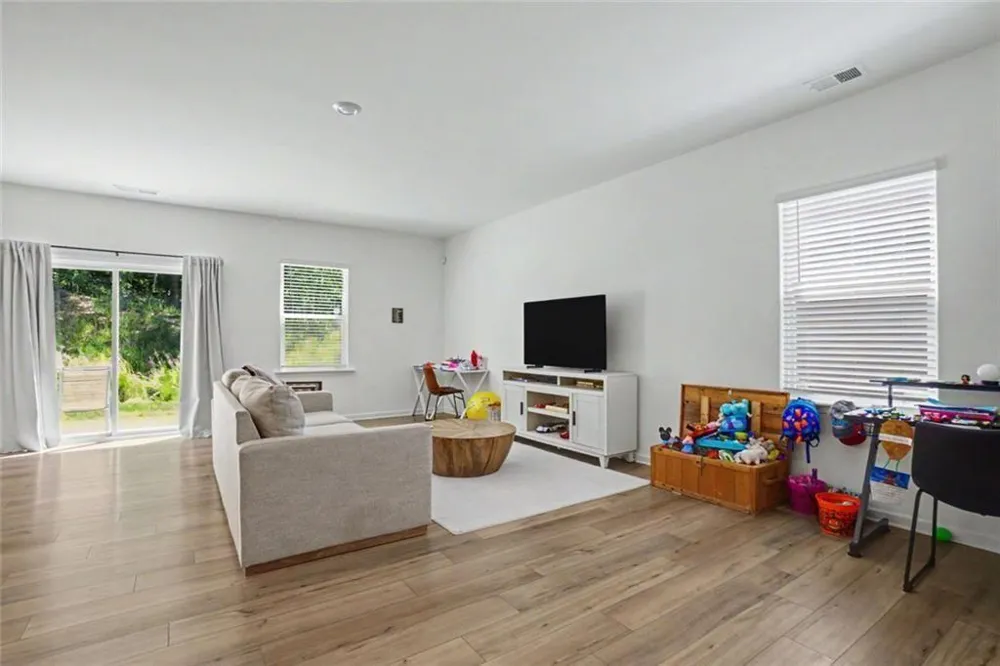 304 Rivulet Drive Dallas, GA 30132