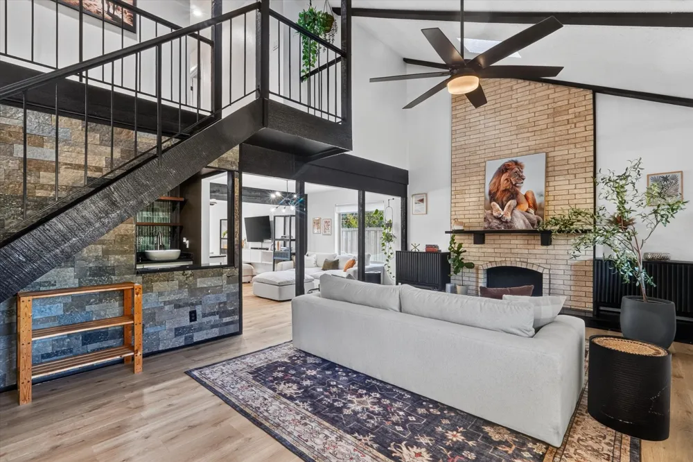 1513 Yale Boulevard Richardson, TX 75081
