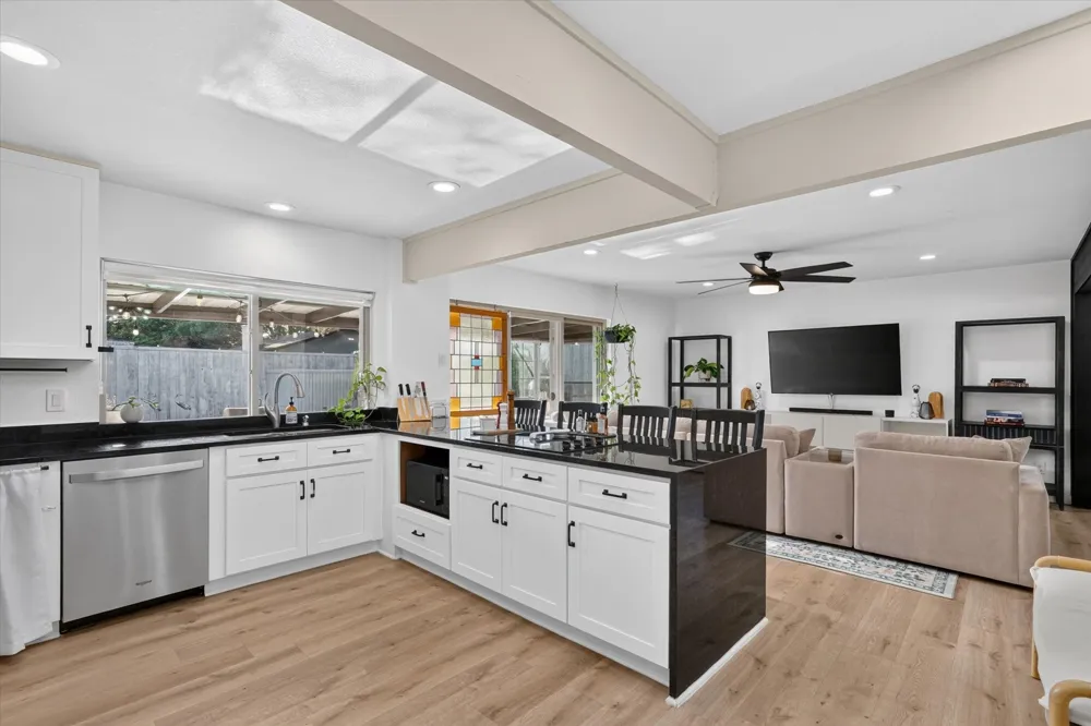 1513 Yale Boulevard Richardson, TX 75081