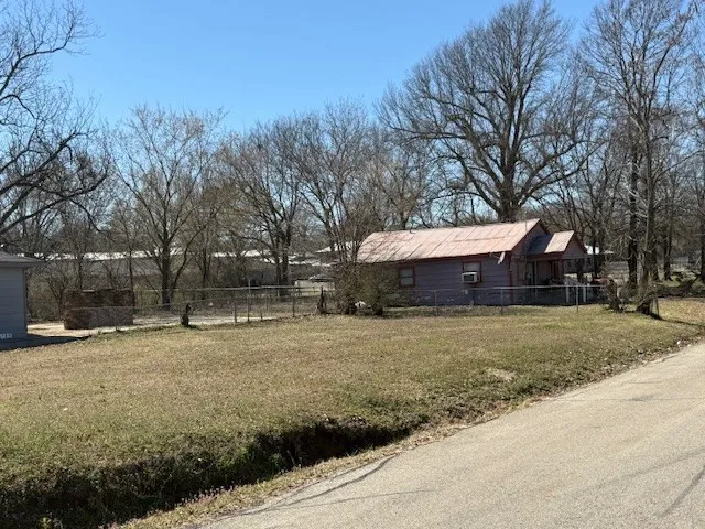 1481 NE 10 Paris, TX 75460