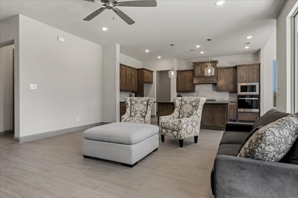 131 Spring Valley Road Paradise, TX 76073