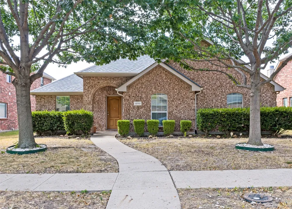 13751 Lincolnshire Lane Frisco, TX 75035