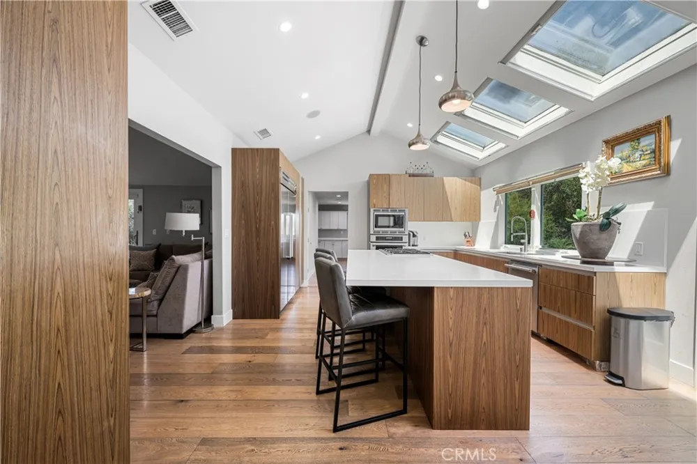 9931 Brier Lane North Tustin, CA 92705