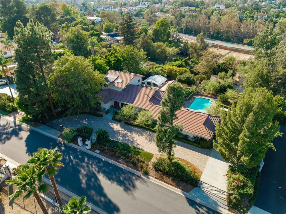 9931 Brier Lane North Tustin, CA 92705