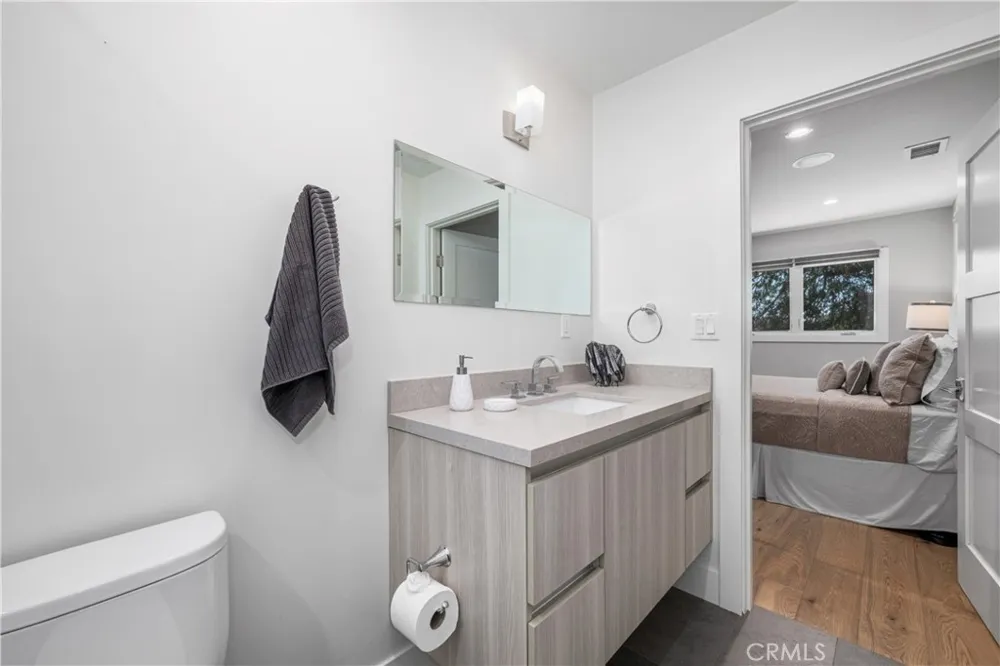 9931 Brier Lane North Tustin, CA 92705