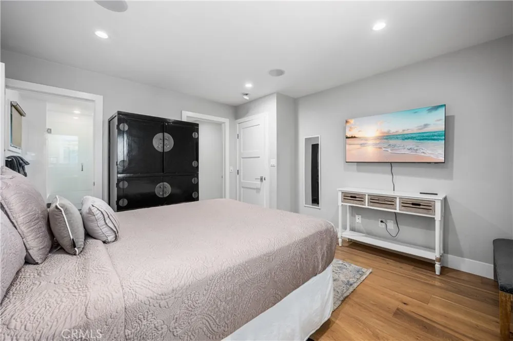9931 Brier Lane North Tustin, CA 92705