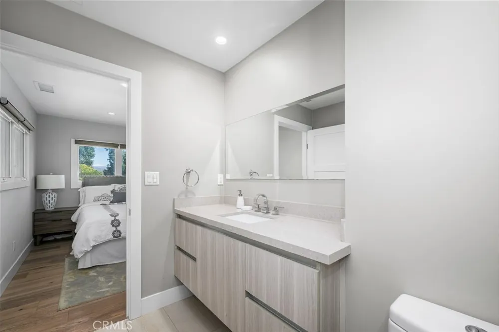 9931 Brier Lane North Tustin, CA 92705