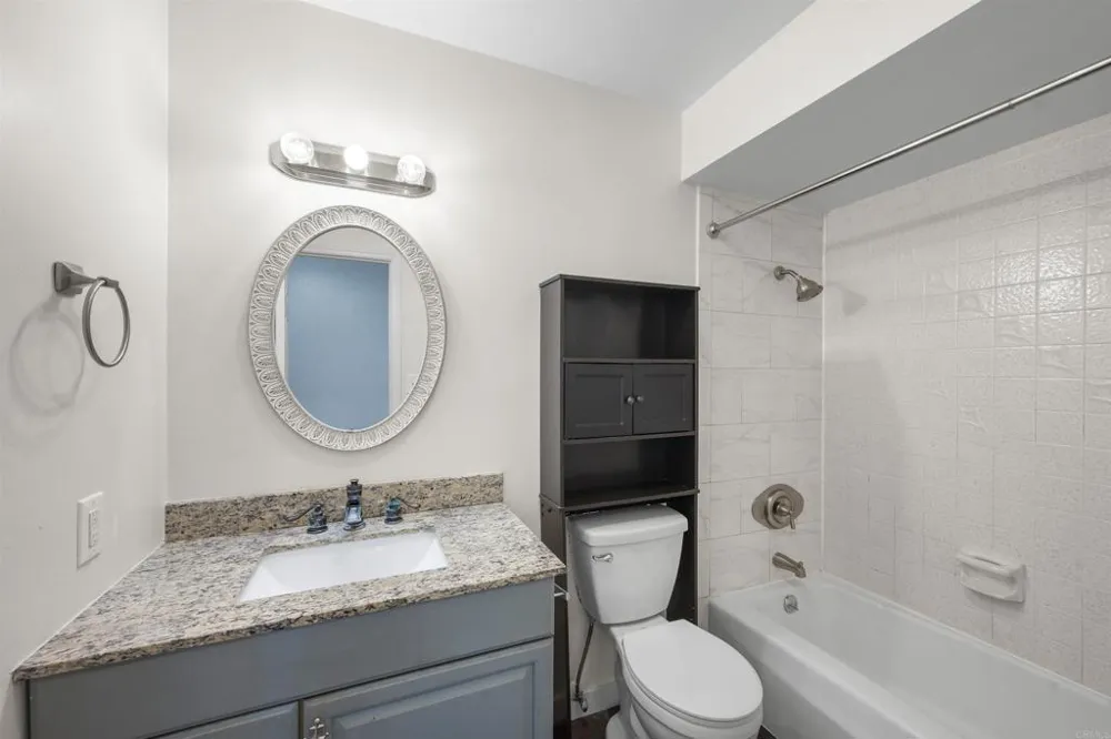 8809 Los Coches Rd Lakeside, CA 92040