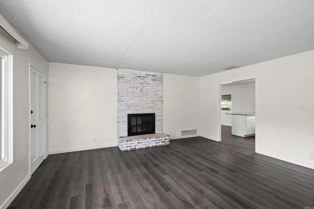 8809 Los Coches Rd Lakeside, CA 92040