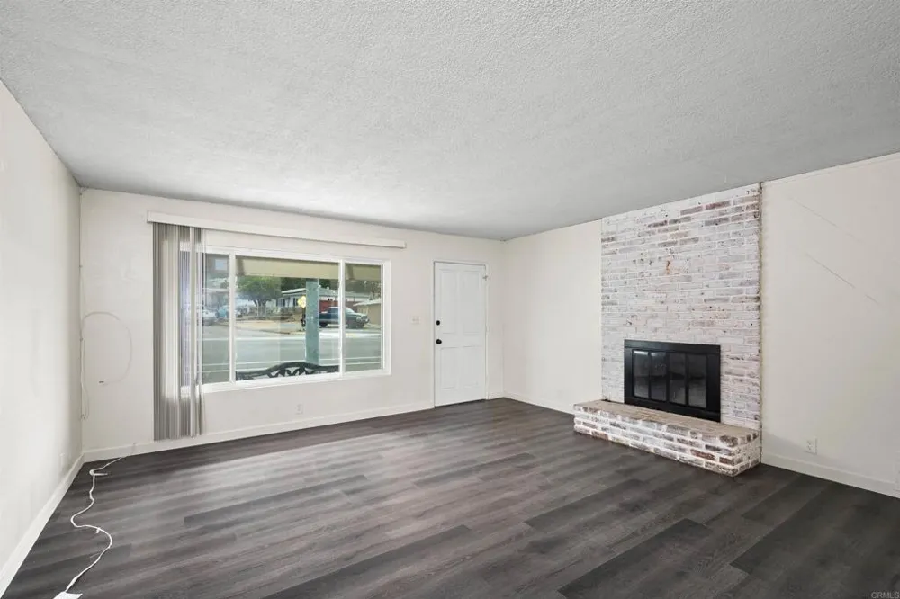 8809 Los Coches Rd Lakeside, CA 92040