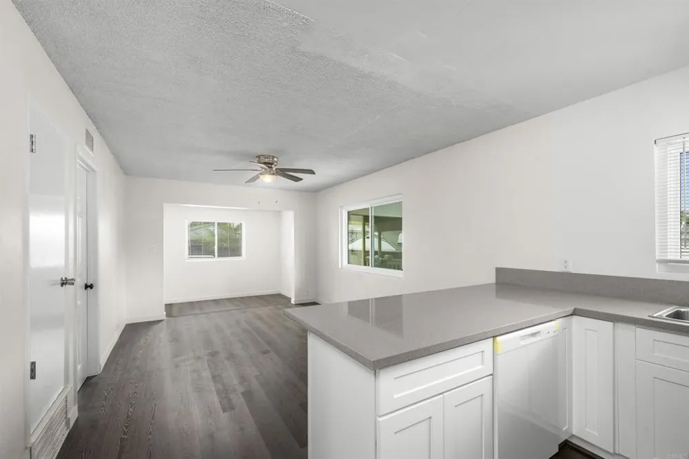 8809 Los Coches Rd Lakeside, CA 92040
