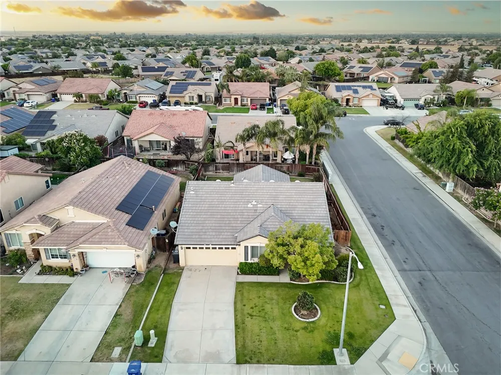 13402 Boyd Lake Drive Bakersfield, CA 93314