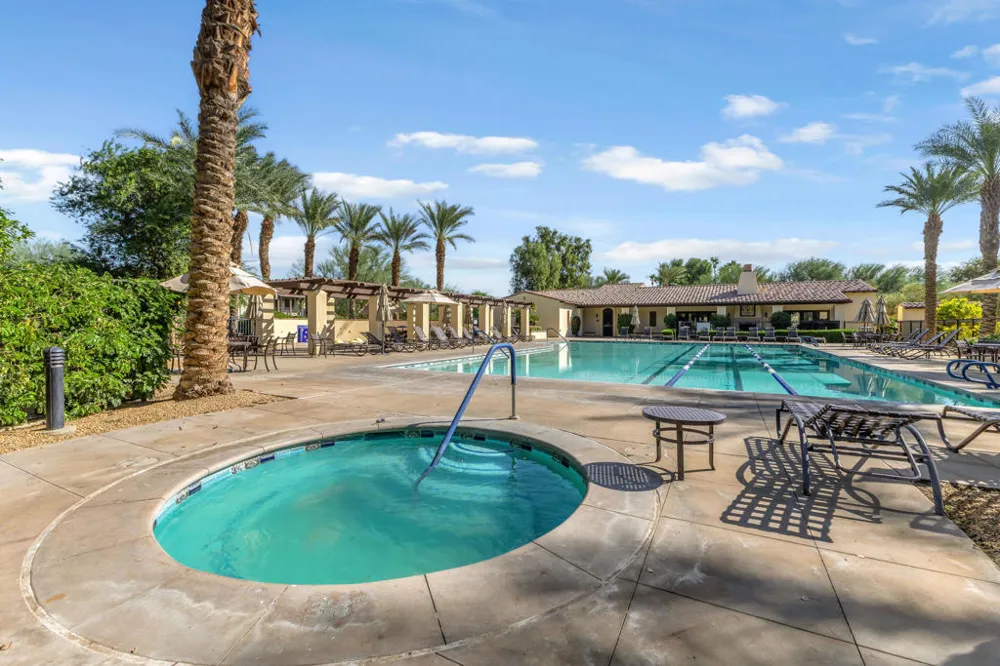 162 Paseo Bravo Palm Desert, CA 92211