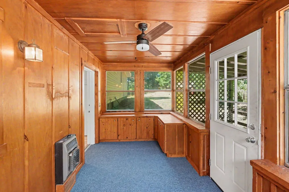 1012 Evergreen Drive White Cloud, MI 49349