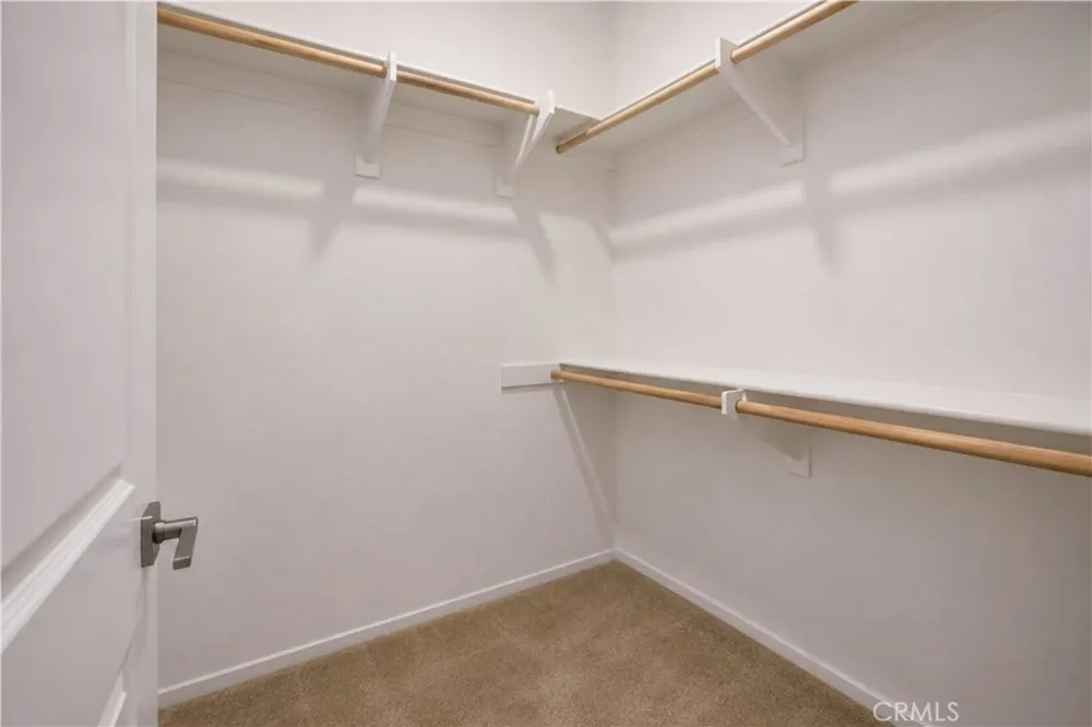 5585 Kate Way #6 Fontana, CA 92336