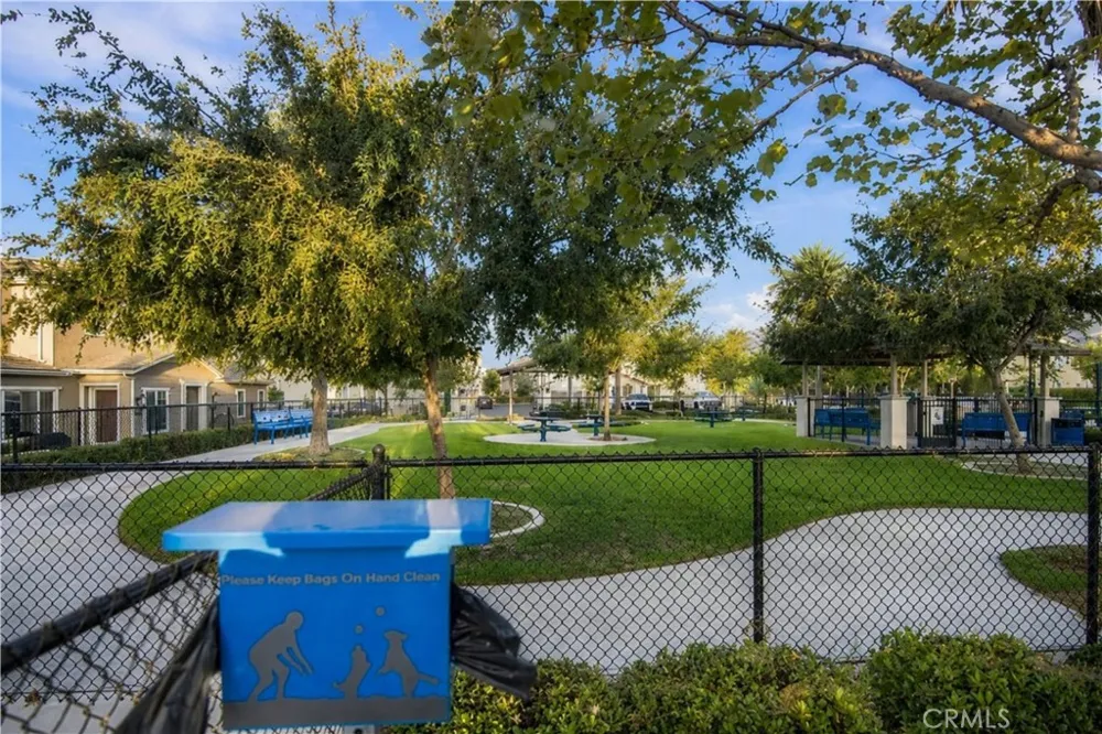 5585 Kate Way #6 Fontana, CA 92336