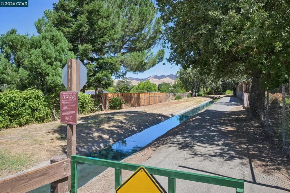 2858 Fyne Dr Walnut Creek, CA 94598